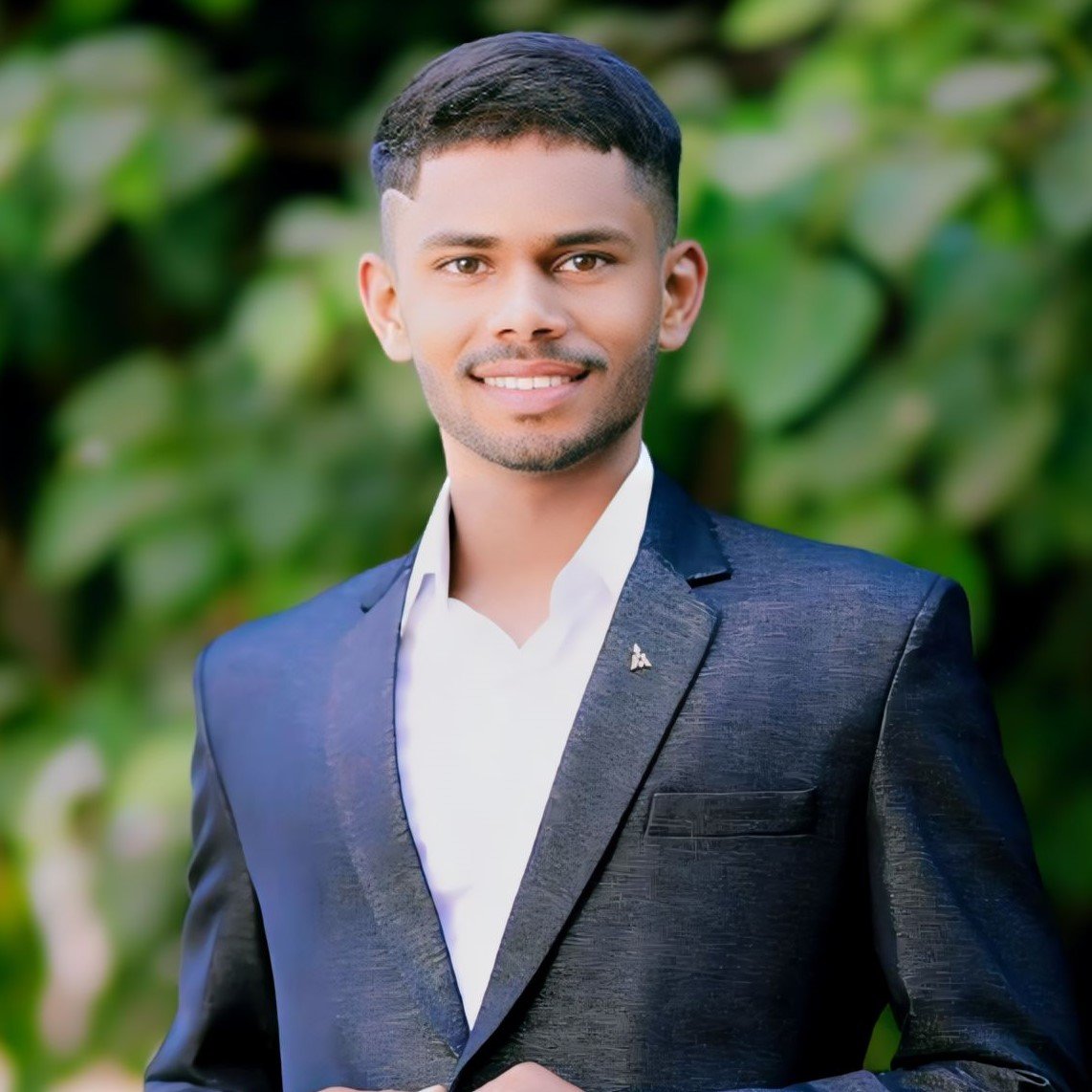 Abhishek Jadhav(M.C.A)